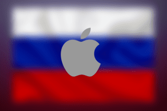 Image showing the Apple logo centered over the Russian flag with a gradient background